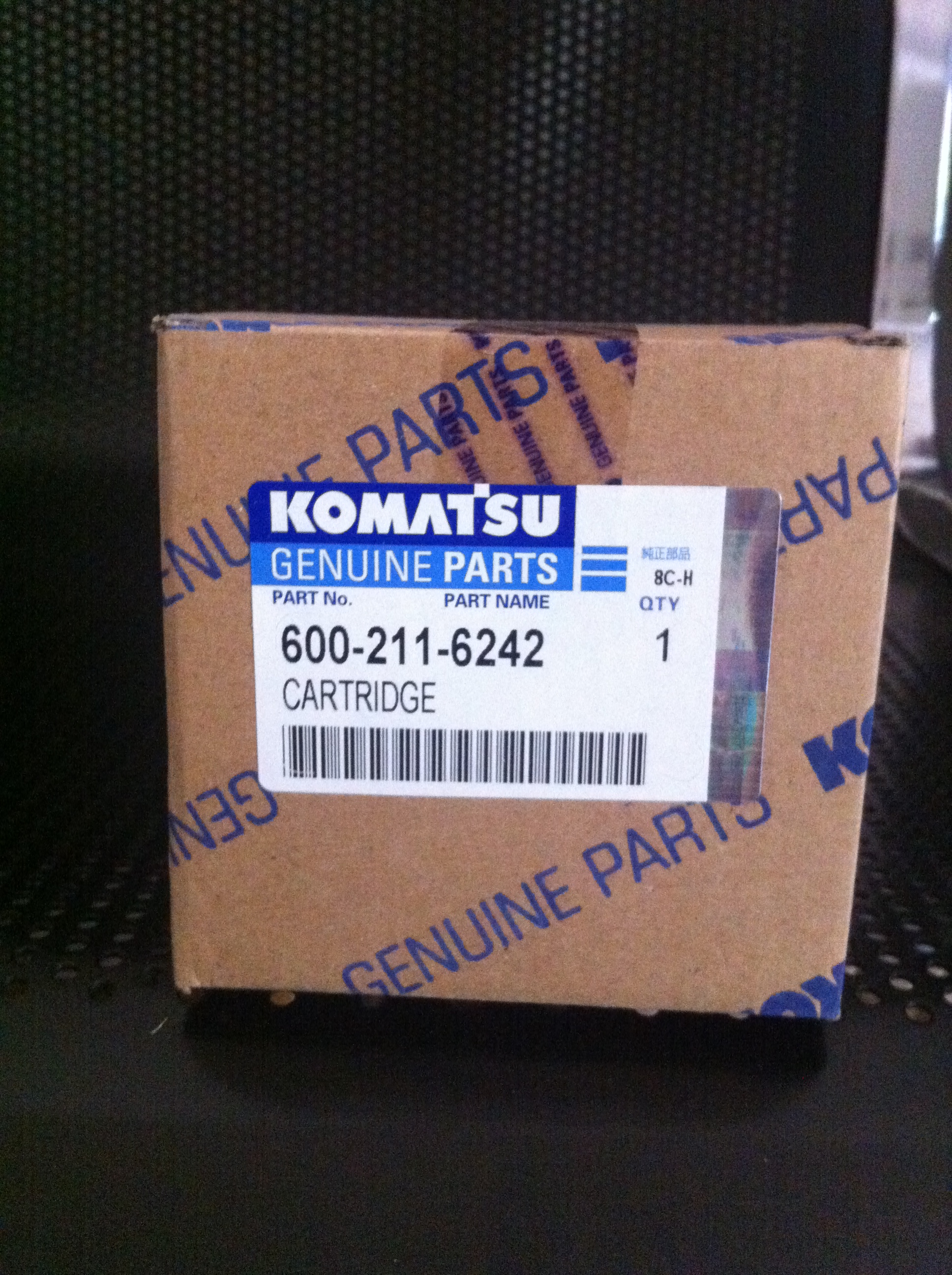 JUAL FILTER OLI P/N 600-211-6242 GENUINE KOMATSU